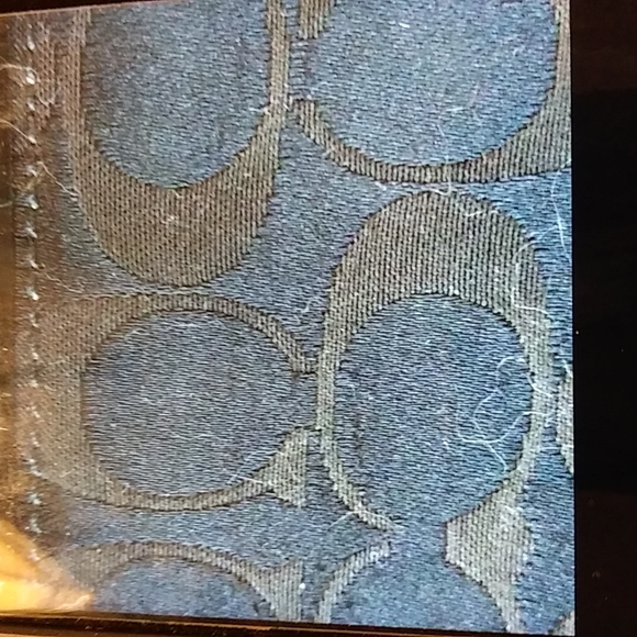 VGUC. Coach expandable black wallet - Picture 5 of 6